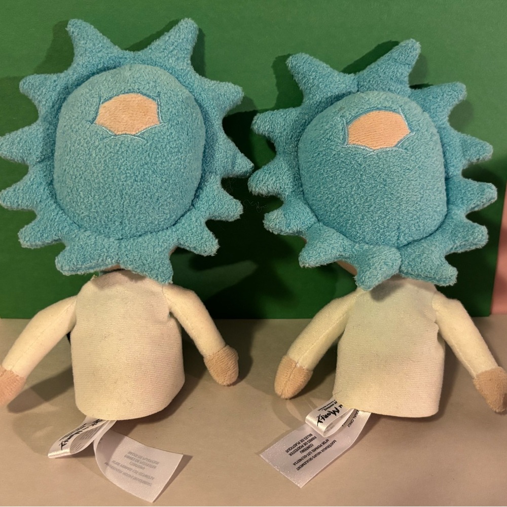 Two Rik Plushies from Rik and Morty - Picture 2 of 2